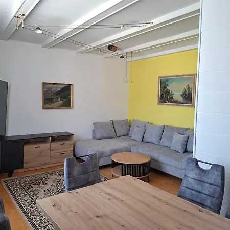 Blumentrittappartment Appartement