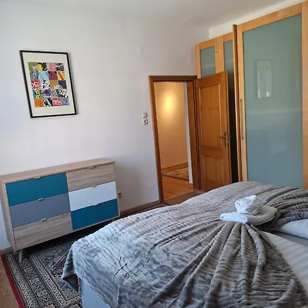 Blumentrittappartment